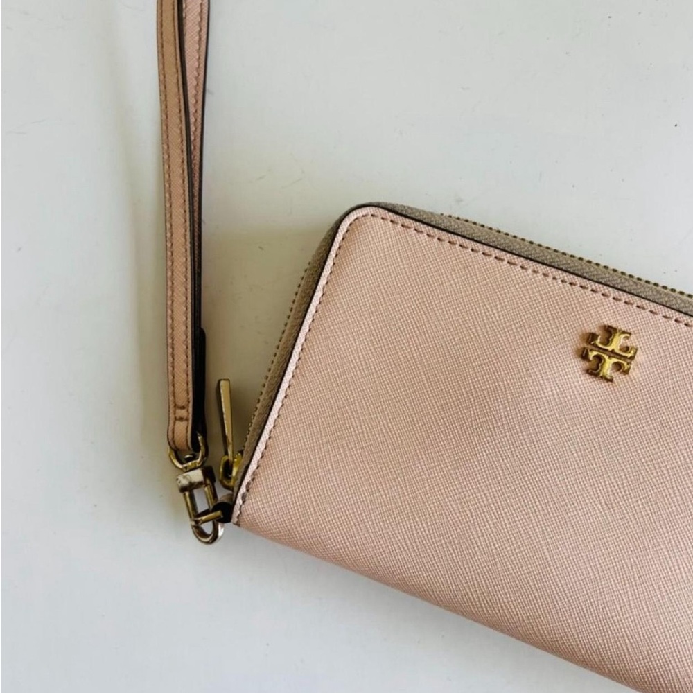 Tory Burch Multitask Zip Around Wristlet